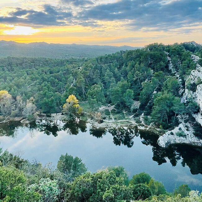 Le lac du Peiroou à Saint Rémy de Provence